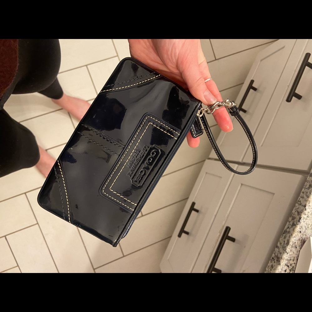 Coach wristlet navy